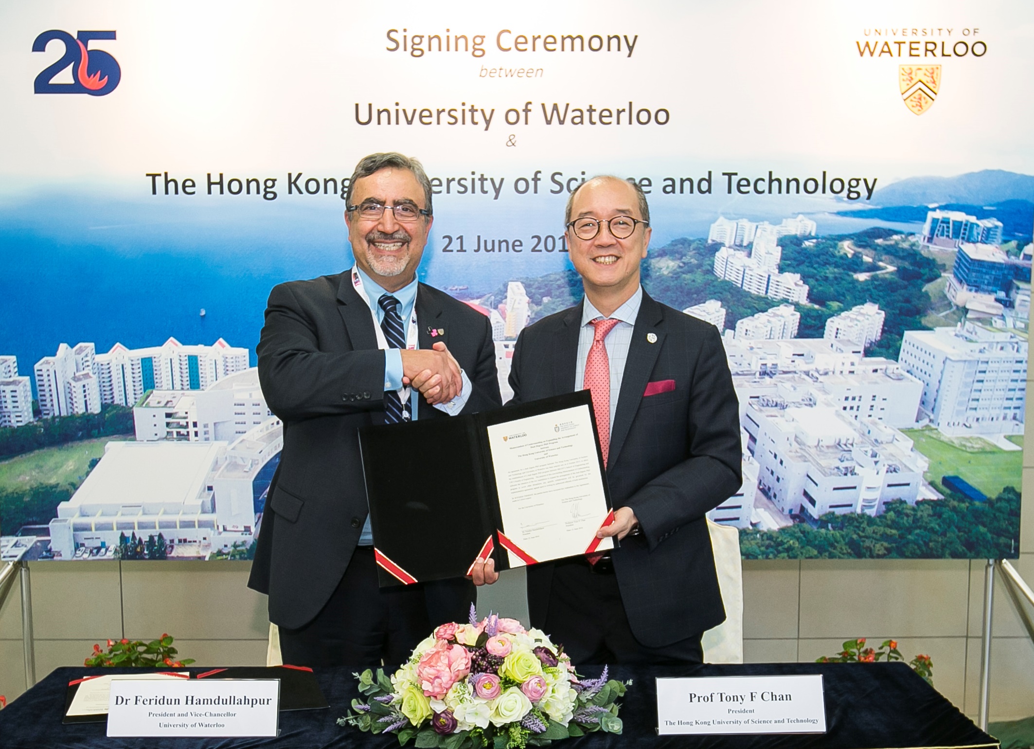  Dr Feridun Hamdullahpur (left), President of University of Waterloo, and Prof Tony F Chan, President of HKUST.