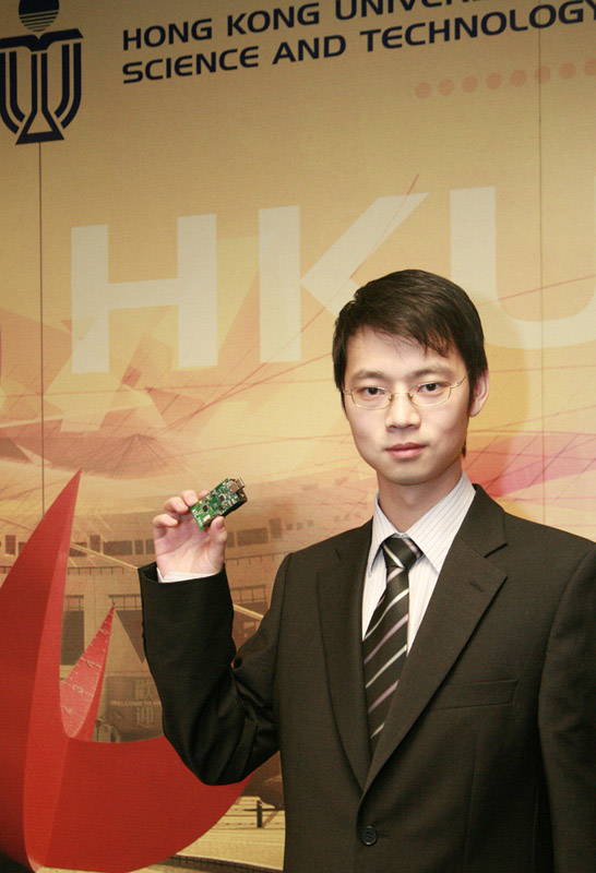 Li Mo, winner of ICT Awards’ Best Innovation and Research Grand Award with a sensor node used on his award winning project.	