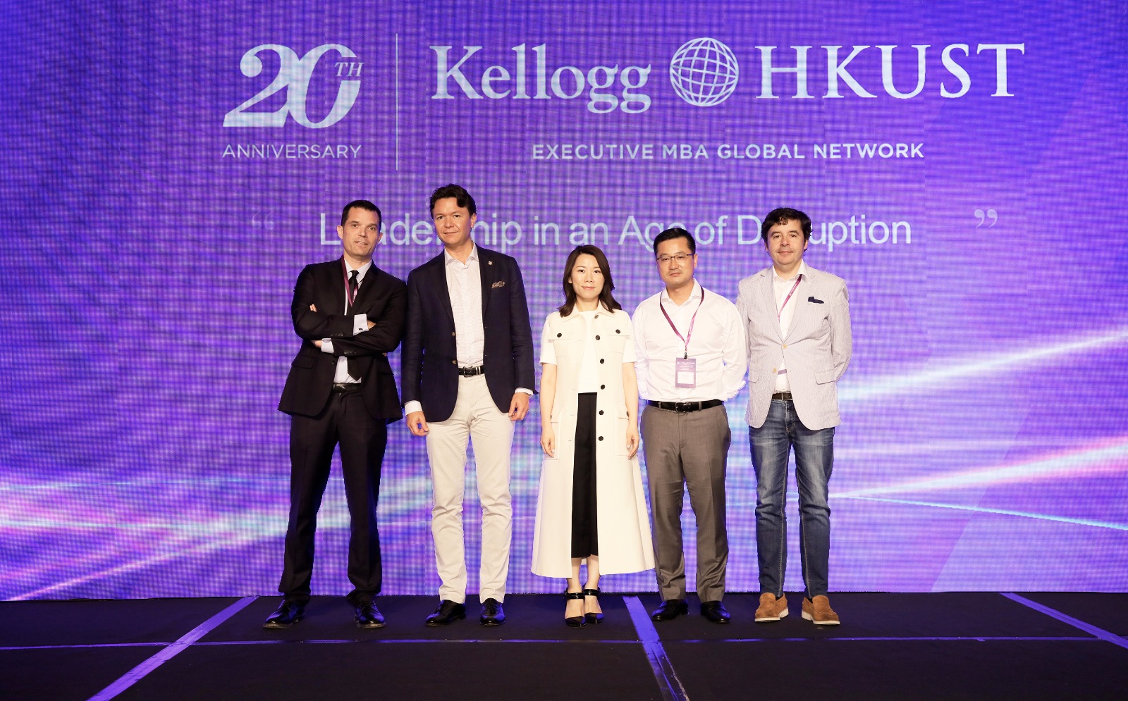  The five recipients of the KH EMBA “Distinguished Alumni Award”.