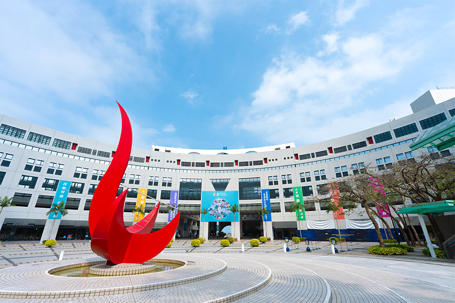 香港科技大学（科大）在创新科技署今日公布「产学研1+计划」（RAISe+）第三批获建议资助项目中再创佳绩，共有七个研究项目获建议资助，占本轮获批项目近三分之一。