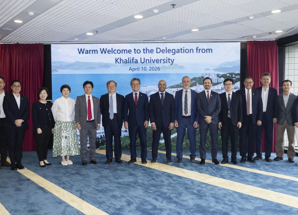 Council Chairman Prof. Harry SHUM (eighth left), Provost Prof. Yike GUO (seventh left) and Vice-President for Institutional Advancement Prof. Charles NG (sixth left) welcome the delegation from Khalifa University led by its President H.E. Prof. Ebrahim AL HAJRI (center).